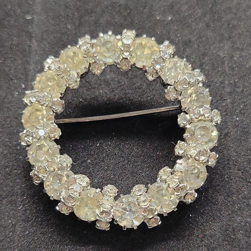 Vintage Weiss Signed Clear Ice Rhinestone Statement Brooch Pin